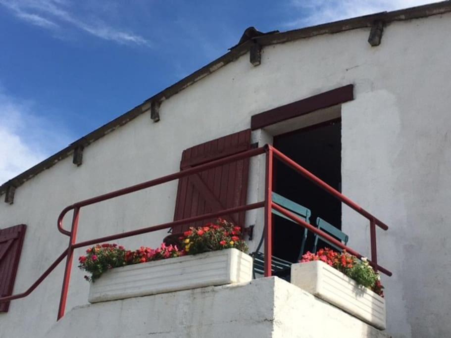 Le Depot Appartement Du Canal 80M2 A Champvert Exteriér fotografie